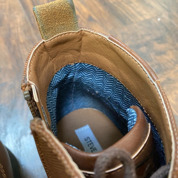 Steve Madden Zip-Up Boots - Picture 3 of 6